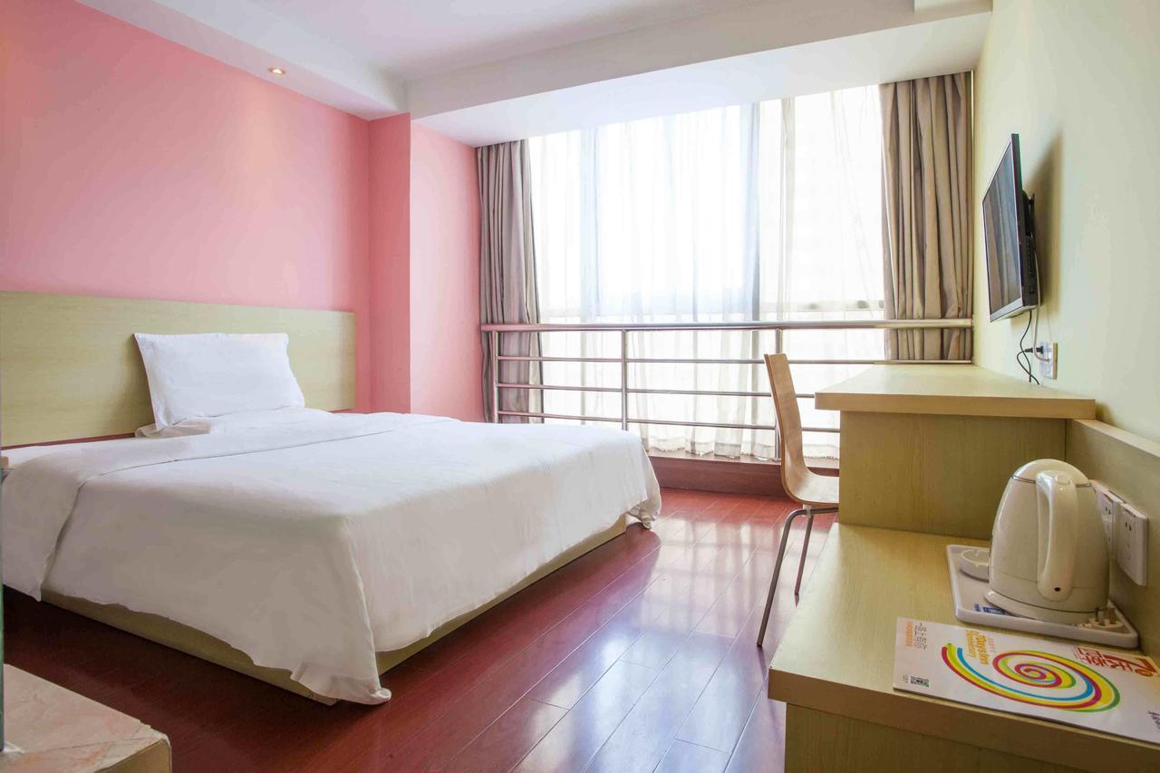 7Days Inn Guangzhou Southern Hospital Medical College Station Εξωτερικό φωτογραφία